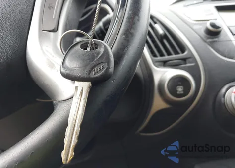 2011 Hyundai Tucson Gls из США, поврежденный, VIN KM8JUCAC6BU142864